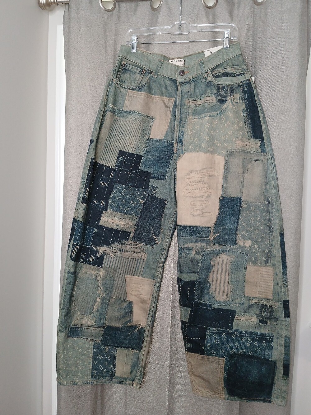 NWT FREE PEOPLE X WE THE FREE ILLUSION RELAX FIT JEANS- SIZE 30 - Picture 6 of 9